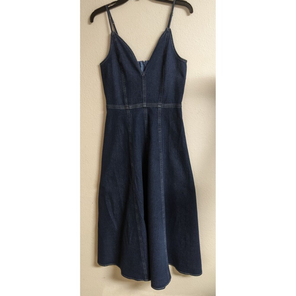 NWT~NOOIUS Women's Denim Stretch Fit & Flare Deep V-Neck Strappy Dress Size MED